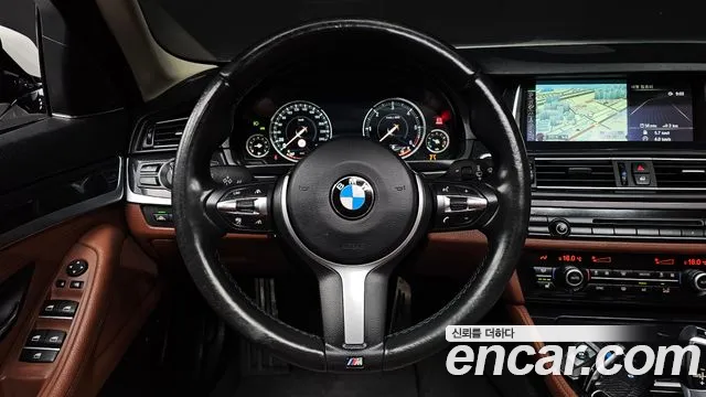 BMW 5-Series 2016 — фото 18