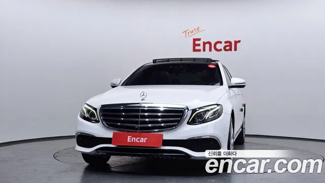 Mercedes-Benz E-Class 2017 — фото 3
