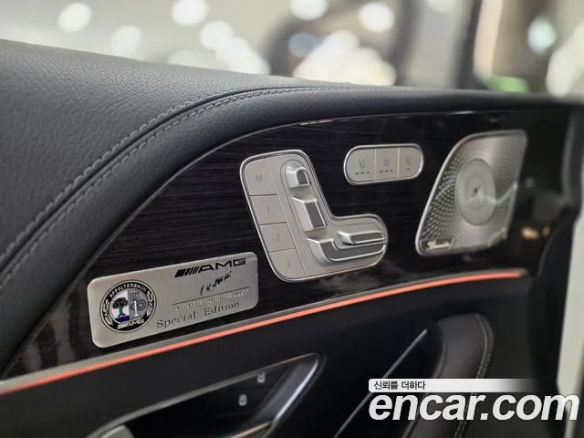 Mercedes-Benz GLE-Class 2023 — фото 11