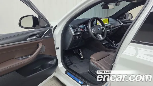 BMW X4 2025 — фото 13