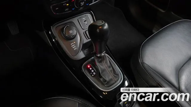 Jeep Compass 2019 — фото 12
