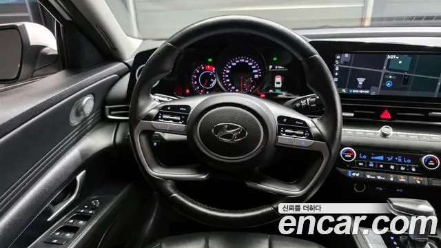 Hyundai AVANTE 2021 — фото 18
