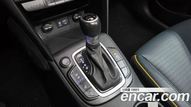 Hyundai Kona 2018 — фото 12