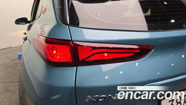 Hyundai Kona 2018 — фото 9