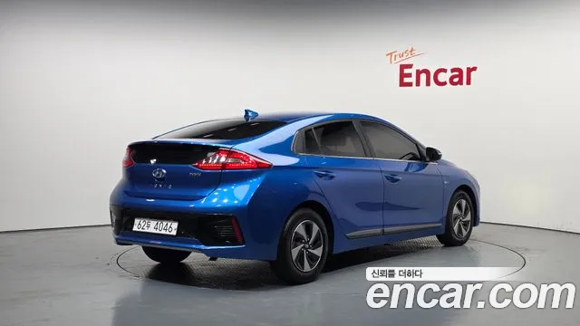 Hyundai Ioniq 2018 — фото 2