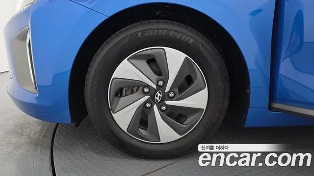 Hyundai Ioniq 2018 — фото 5