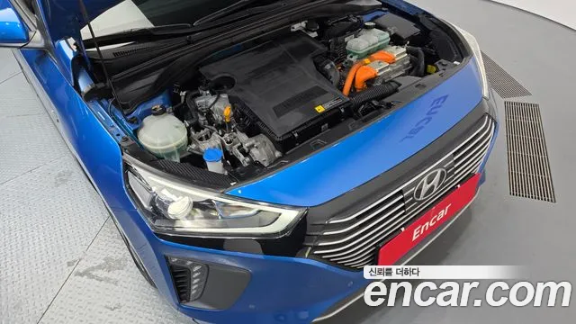 Hyundai Ioniq 2018 — фото 6