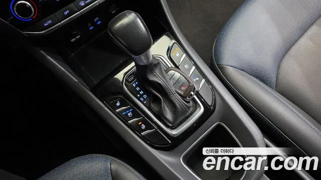 Hyundai Ioniq 2018 — фото 9