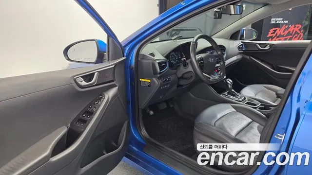 Hyundai Ioniq 2018 — фото 10