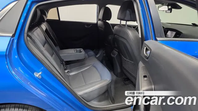 Hyundai Ioniq 2018 — фото 12
