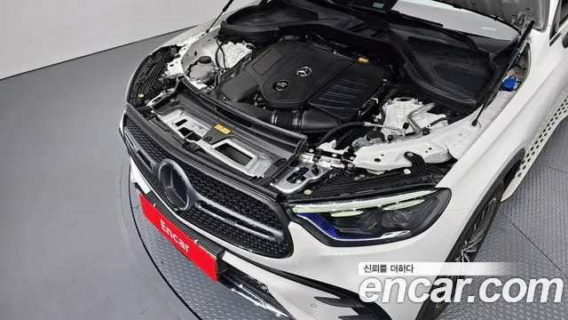 Mercedes-Benz GLC-Class 2023 — фото 6