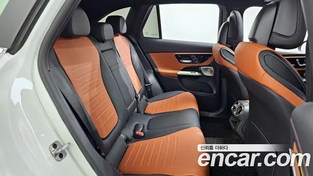 Mercedes-Benz GLC-Class 2023 — фото 18