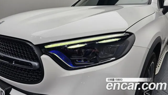 Mercedes-Benz GLC-Class 2023 — фото 8
