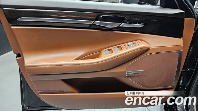 Genesis G90 2019 — фото 14