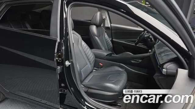 Hyundai AVANTE 2021 — фото 12