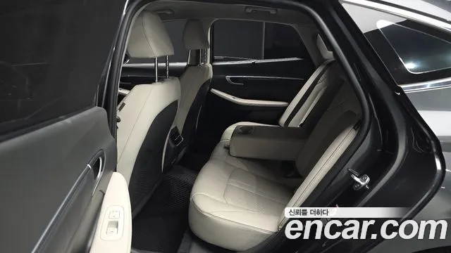Hyundai Sonata 2020 — фото 17