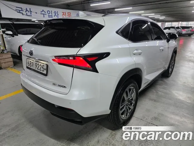 Lexus NX 2015 — фото 2