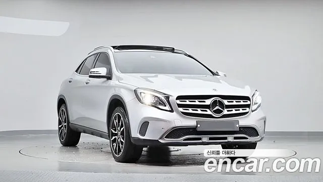 Mercedes-Benz GLA-Class 2018 — фото 2