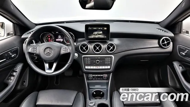 Mercedes-Benz GLA-Class 2018 — фото 7