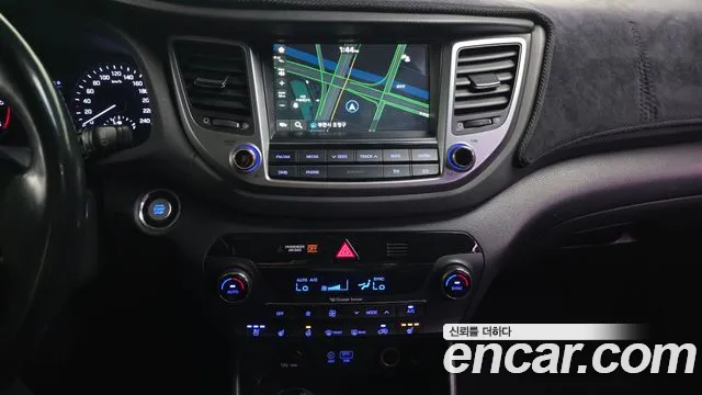 Hyundai Tucson 2018 — фото 13