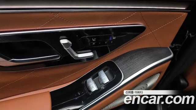 Mercedes-Benz S-Class 2022 — фото 18