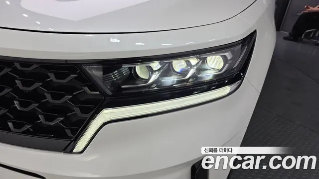 Kia Sorento 2023 — фото 8