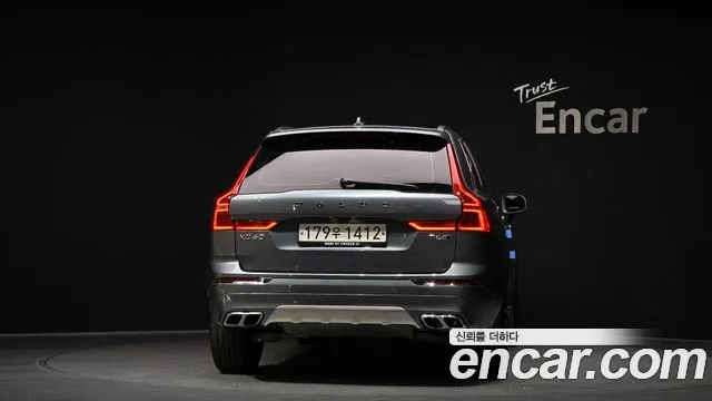 Volvo XC60 2019 — фото 4