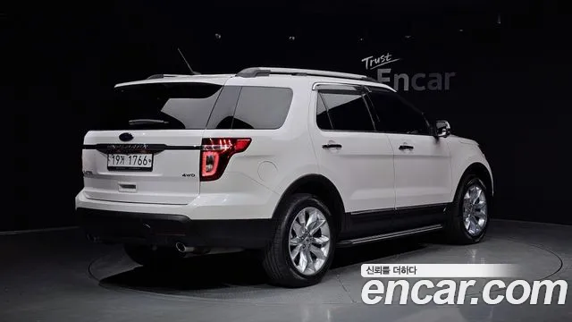 Ford Explorer 2015 — фото 2