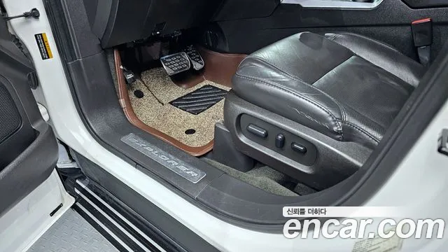 Ford Explorer 2015 — фото 13