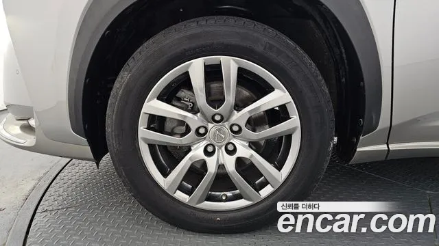 Lexus NX 2017 — фото 5