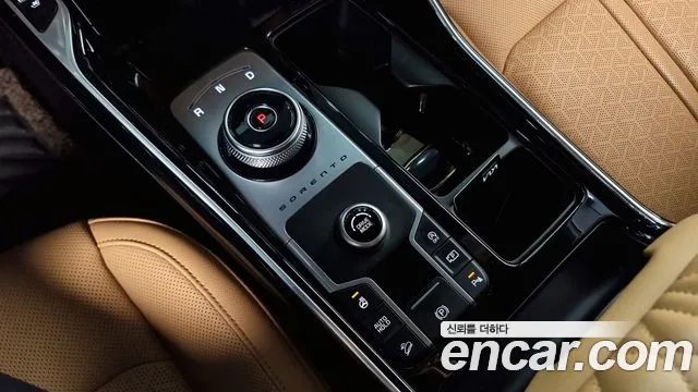 Kia Sorento 2023 — фото 12
