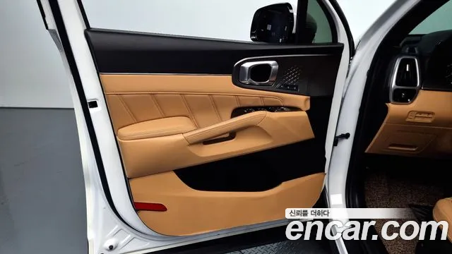 Kia Sorento 2023 — фото 14