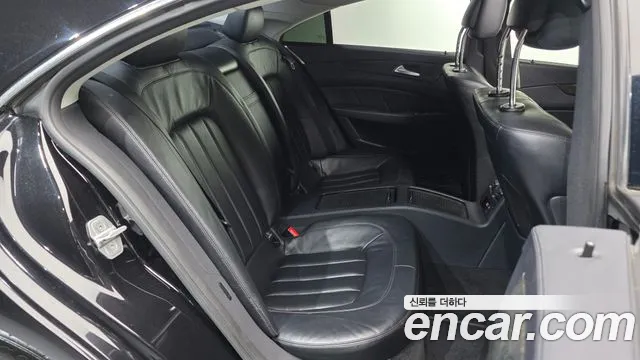 Mercedes-Benz CLS-Class 2012 — фото 11