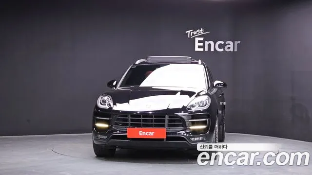 Porsche Macan 2016 — фото 3