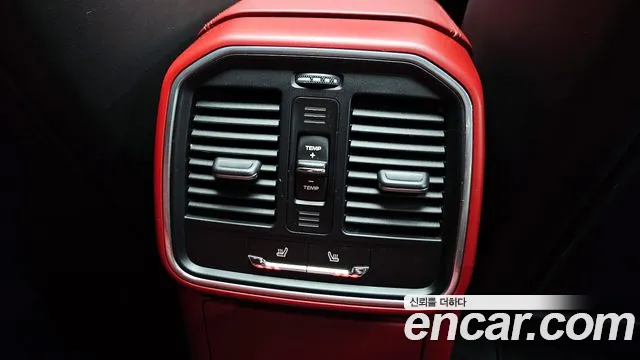 Porsche Macan 2016 — фото 17