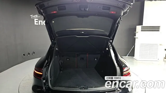 Porsche Macan 2016 — фото 20