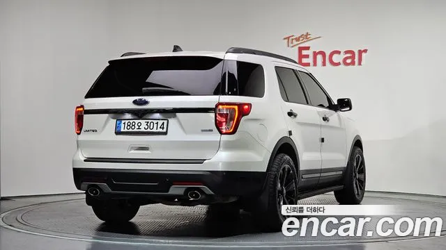 Ford Explorer 2019 — фото 2