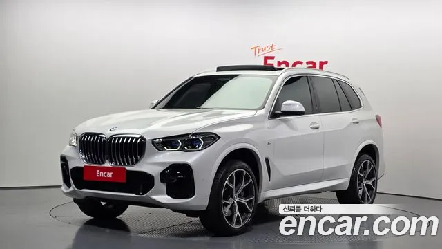 BMW X5 2022 — фото 1