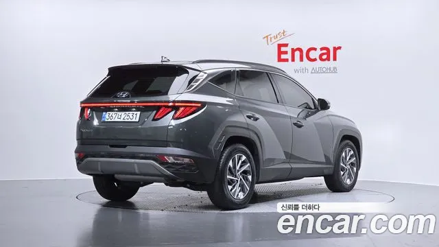Hyundai Tucson 2022 — фото 2