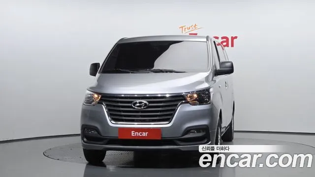 Hyundai Starex 2021 — фото 3