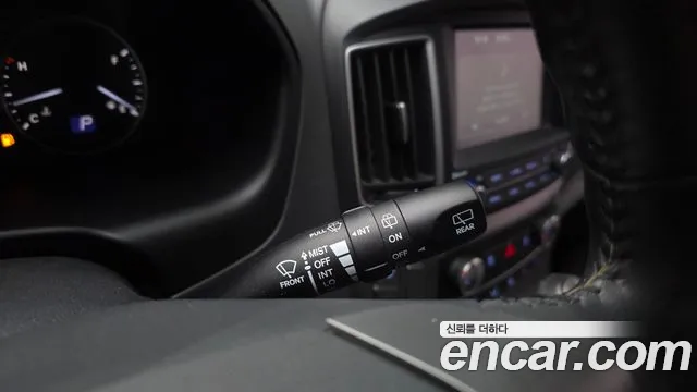 Hyundai Starex 2021 — фото 17