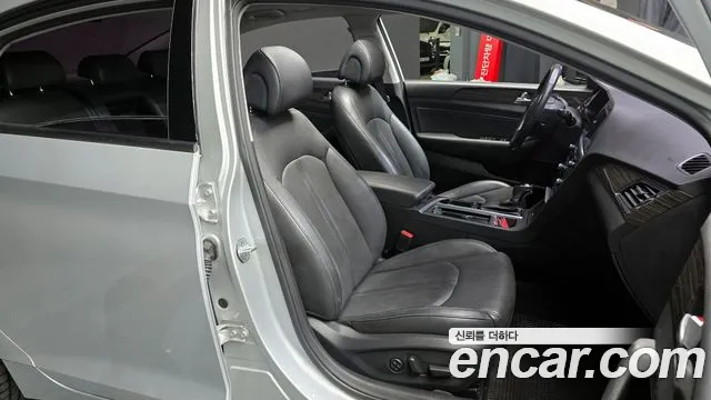 Hyundai Sonata 2015 — фото 17