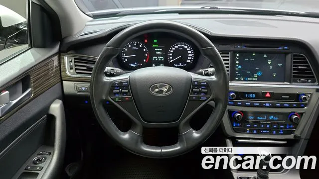 Hyundai Sonata 2015 — фото 18