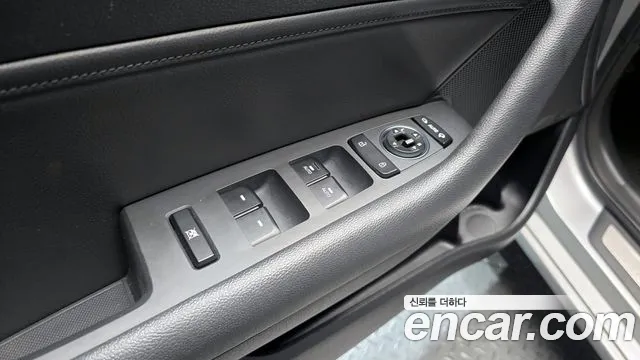 Hyundai Sonata 2015 — фото 19