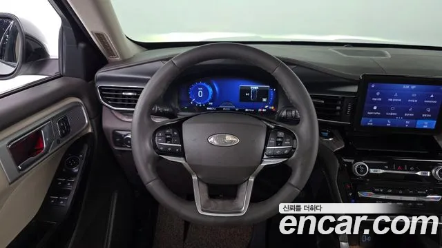Ford Explorer 2022 — фото 19
