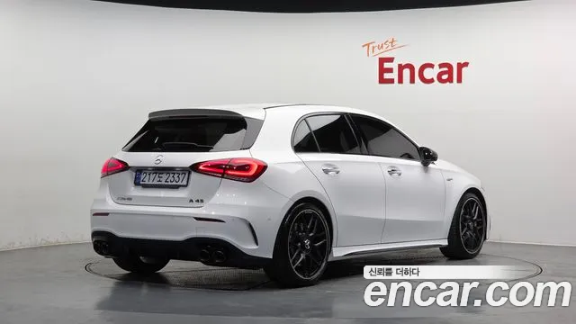 Mercedes-Benz A-Class 2023 — фото 2