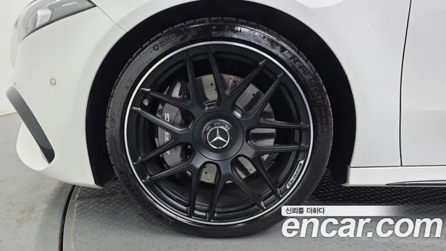 Mercedes-Benz A-Class 2023 — фото 5