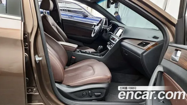 Hyundai Sonata 2018 — фото 11