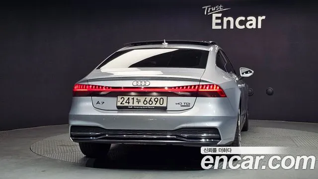 Audi A7 2020 — фото 4