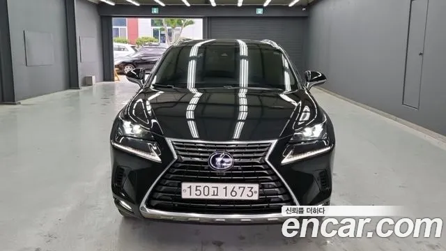 Lexus NX 2021 — фото 3